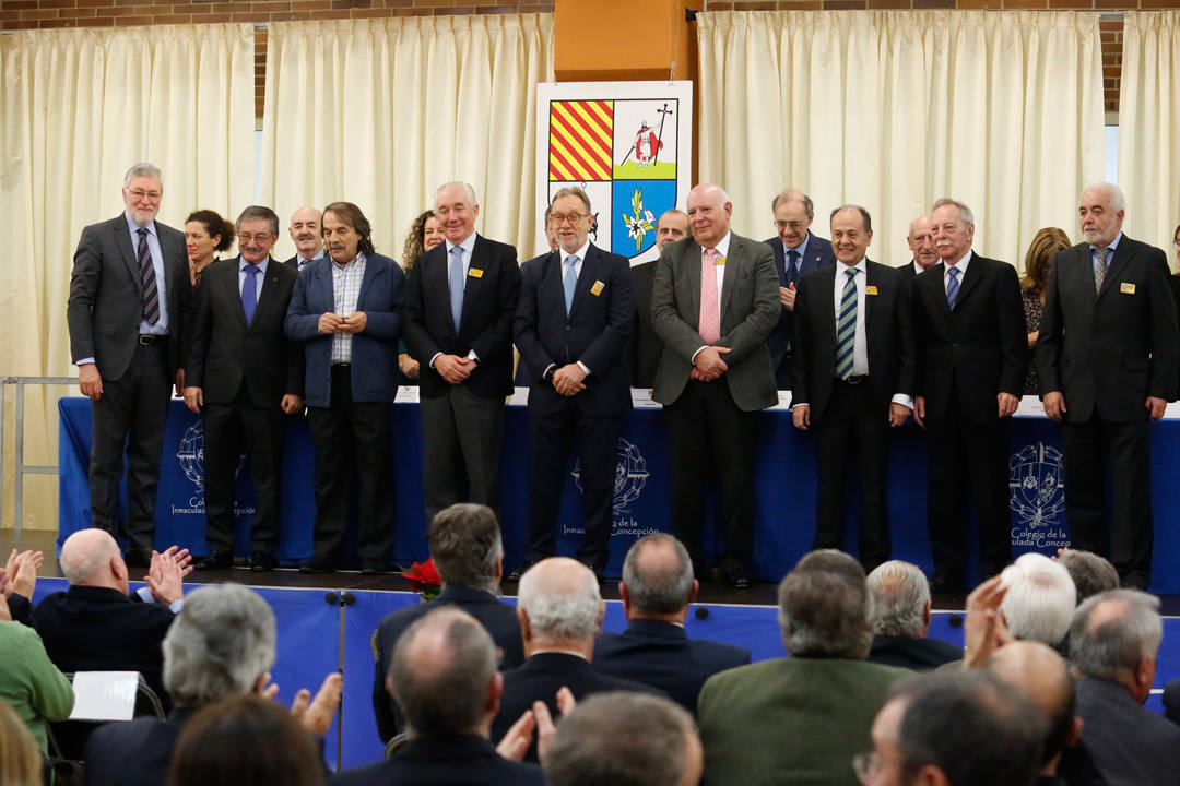 La Asociación de Alumnos del Inmaculada celebró este sábado el tradicional día del antiguo alumno, que reunió a 230 personas.