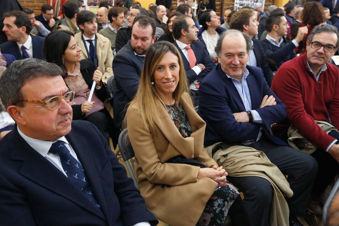 La Asociación de Alumnos del Inmaculada celebró este sábado el tradicional día del antiguo alumno, que reunió a 230 personas.