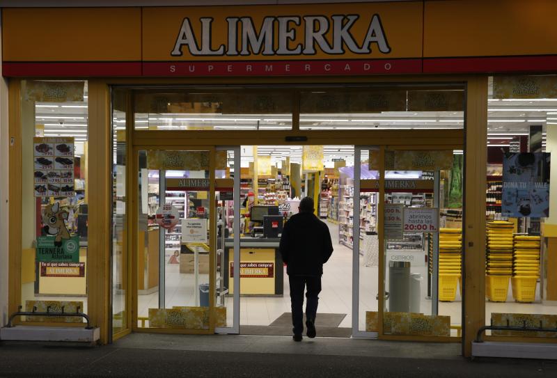 Más de 12.000 trabajadores de supermercados asturianos están llamados a secundar ocho días de huelga.