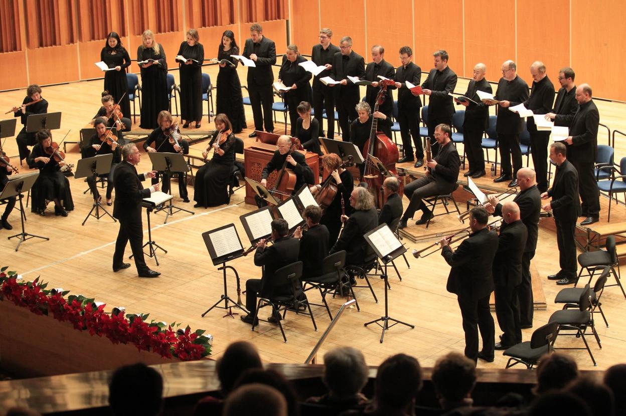 El Auditorio de Oviedo recibió al Collegium Vocal de Gante. 