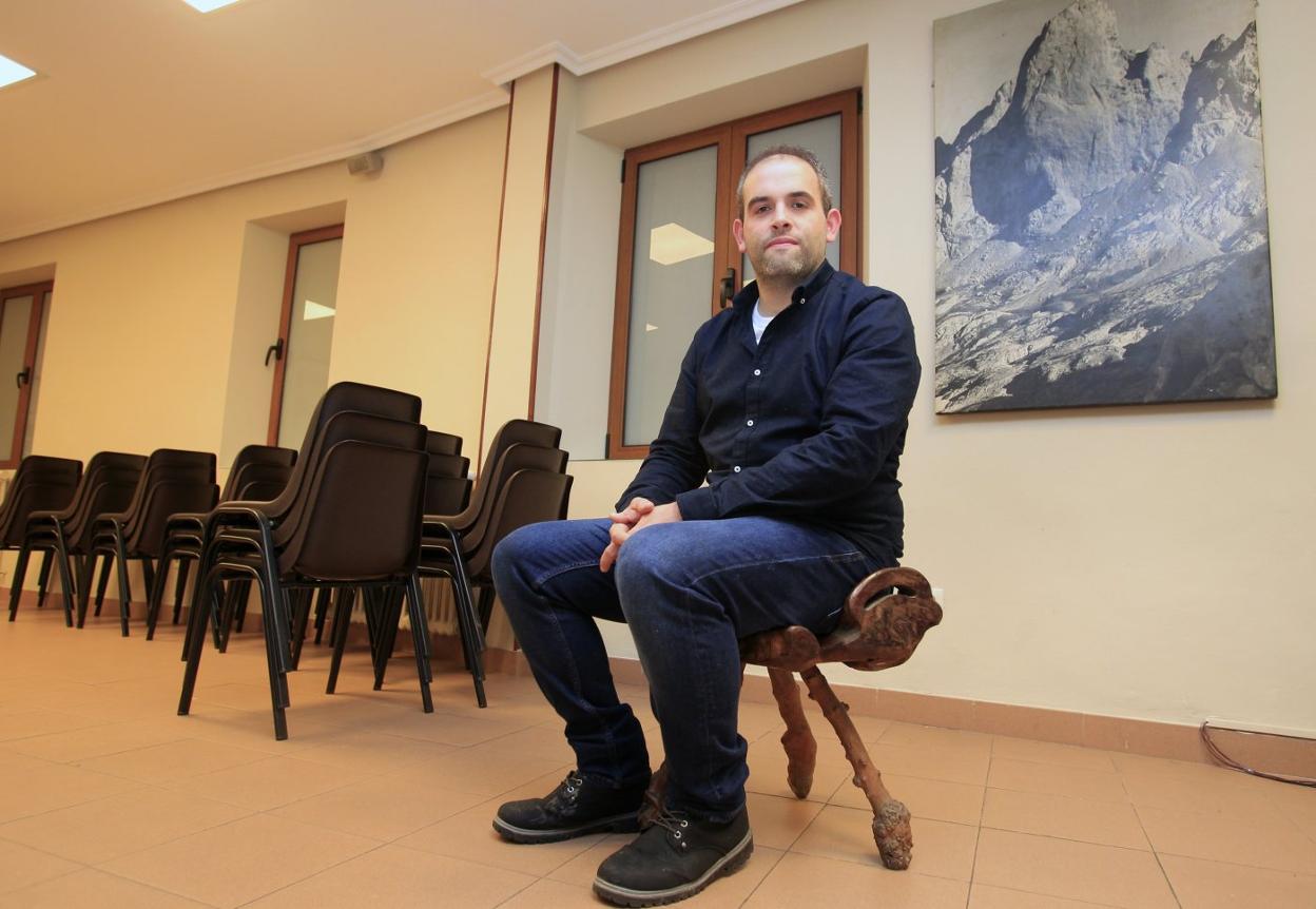 Pablo Batalla acaba de publicar un ensayo que reivindica el alpinismo calmado y tranquilo, sin prisas y sin competiciones. 