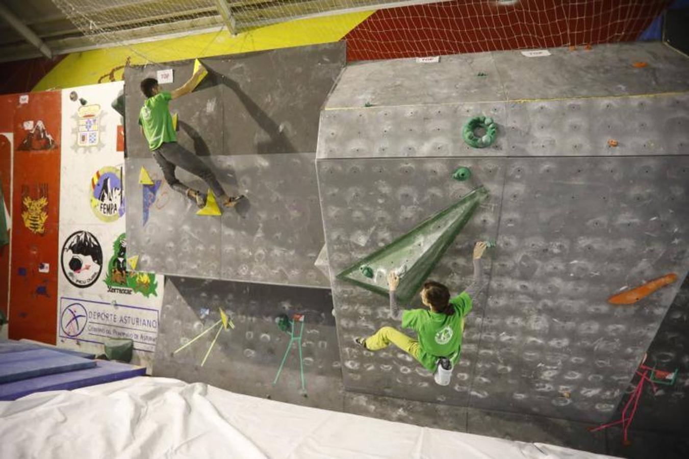 Fotos: ¿Estuviste en la final de la Copa de Asturias de escalada? ¡Búscate!