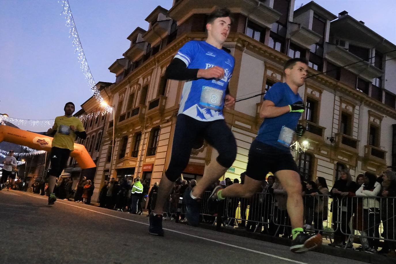Tras él cruzaron la meta Pablo Alonso Villa y José Miguel Redondo Corrales. En categoría femenina, los tres primeros puestos fueron para Beatriz Valiente Vena, Patricia Álvarez Pérez y Laura Menéndez Rodríguez- Noriega.