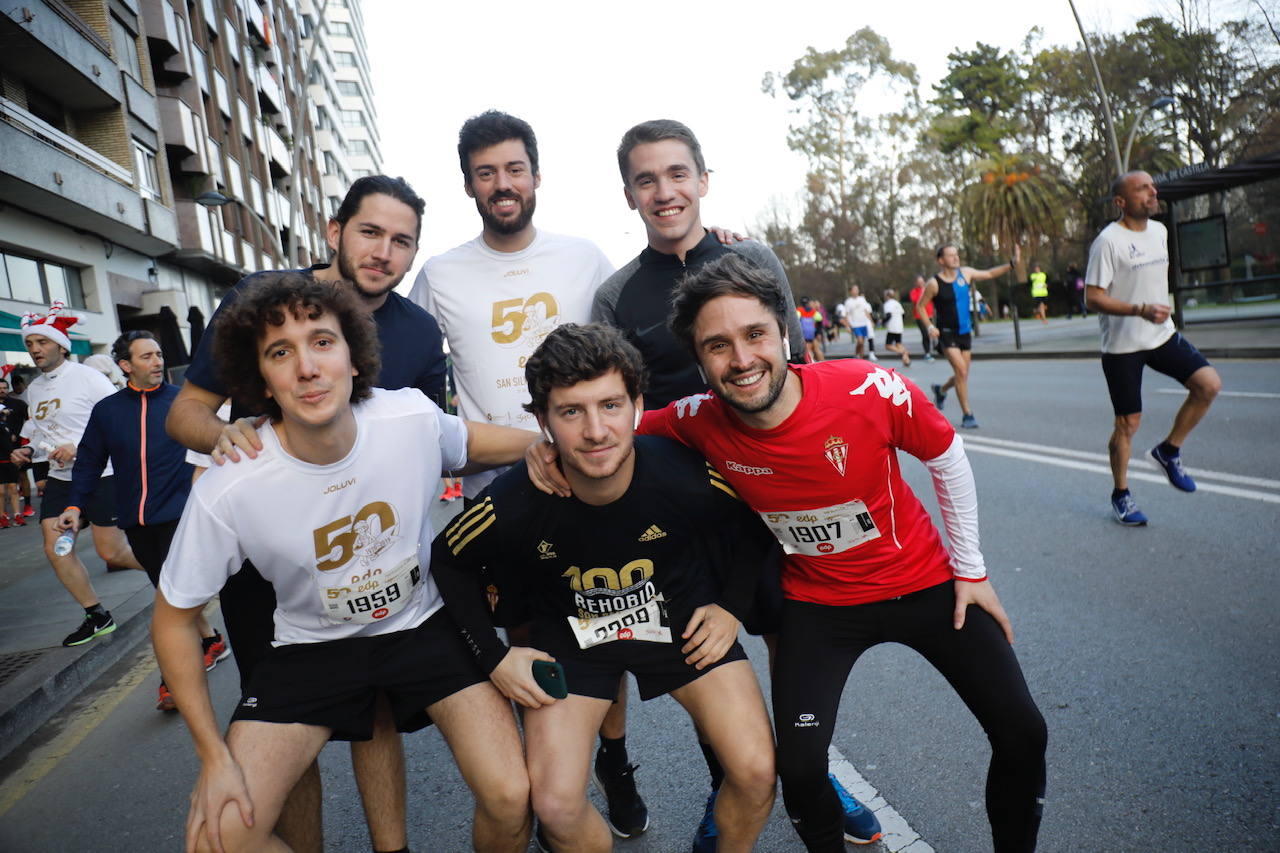 Fotos: Diversión en la San Silvestre de Gijón