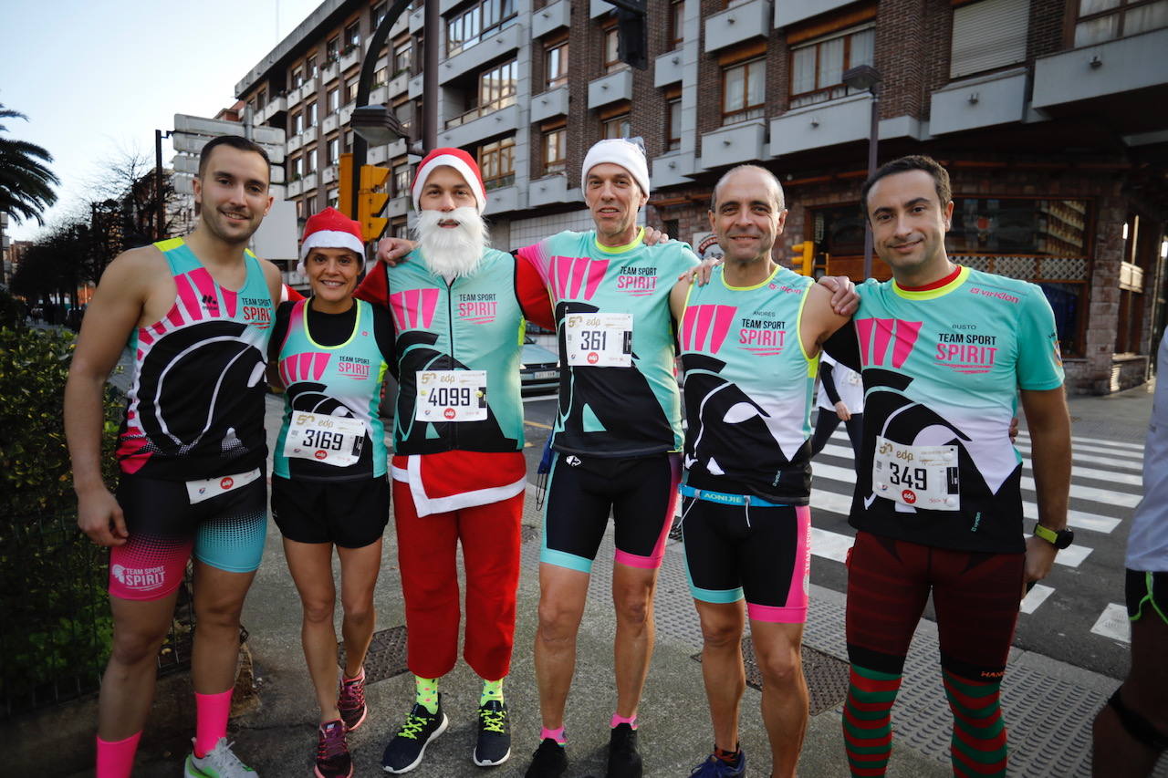 Fotos: Diversión en la San Silvestre de Gijón