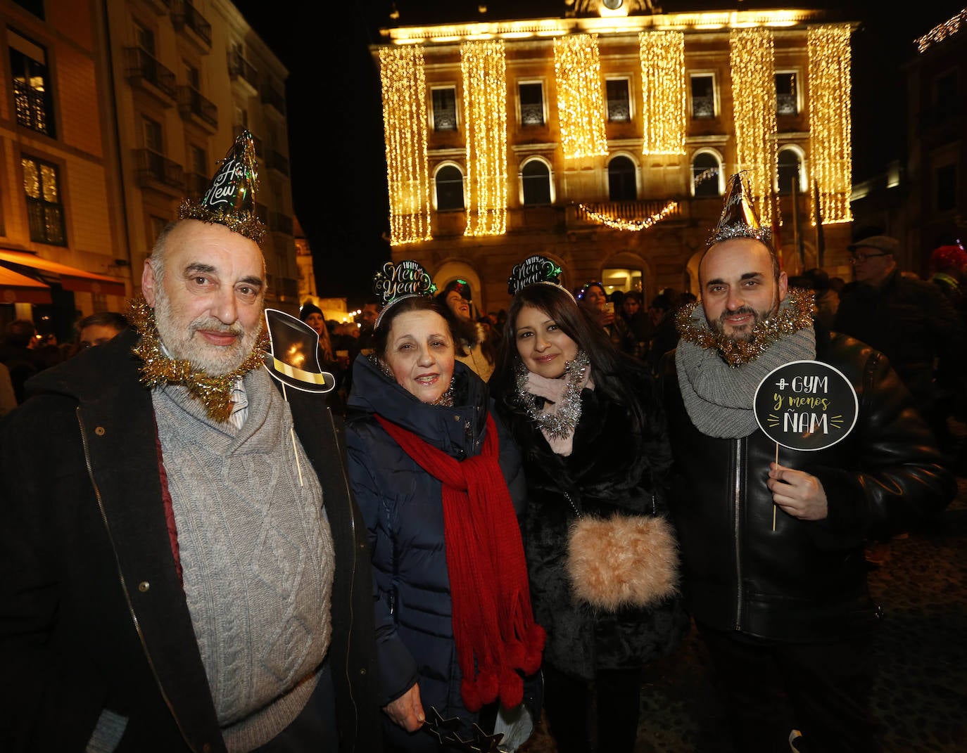 La salud y el ascenso del Sporting los deseos más repetidos 