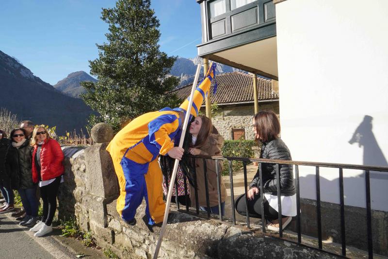 Fotos: El Guirria celebra el nuevo año en Ponga