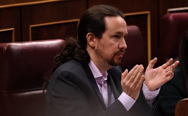 Sánchez interioriza los postulados de Podemos en su programa económico