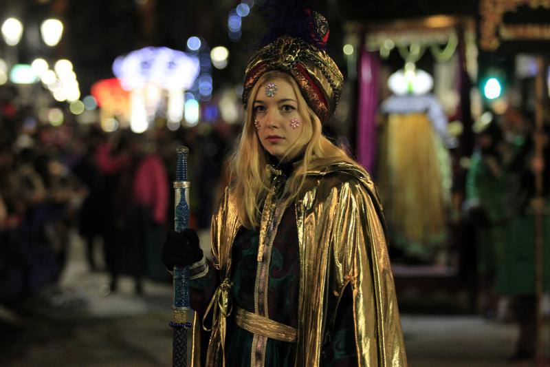 Fotos: Toneladas de ilusión en el desfile de Oviedo