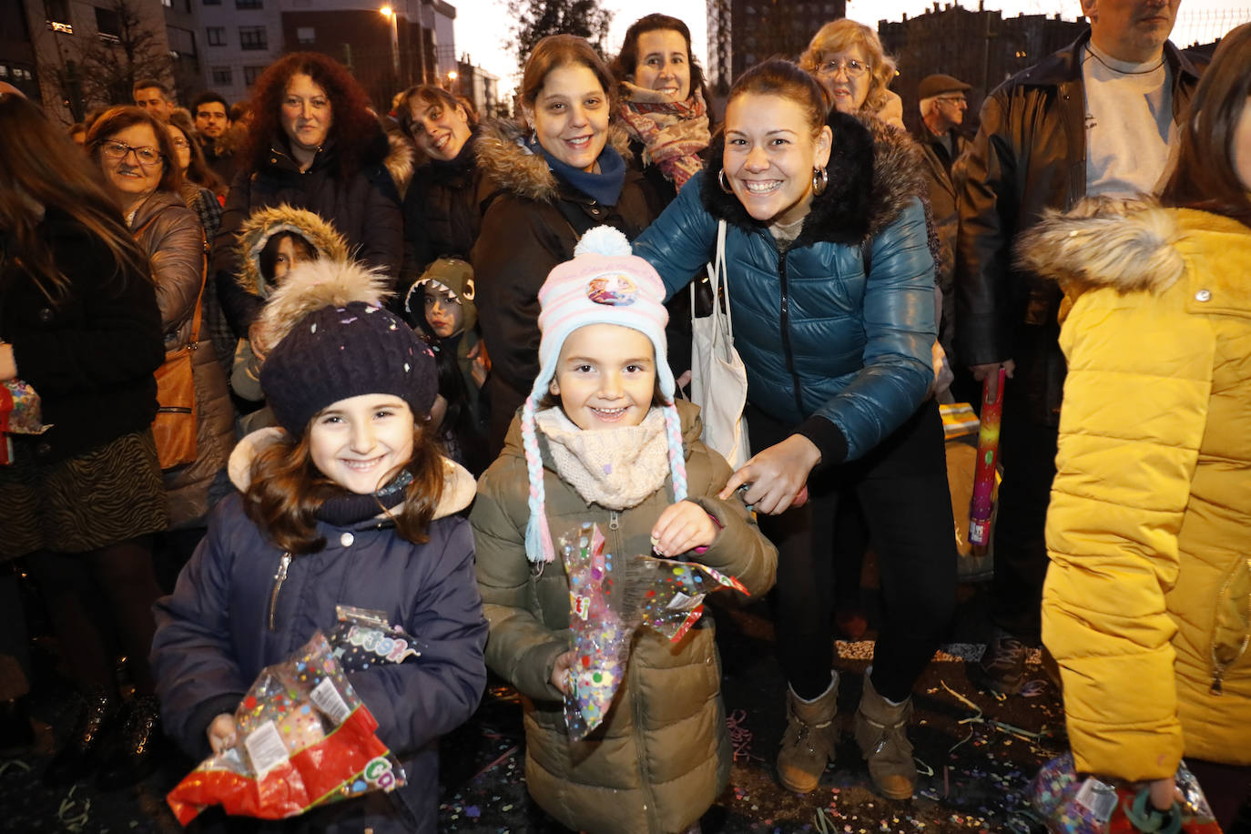Fotos: Gijón se emociona con los Reyes Magos