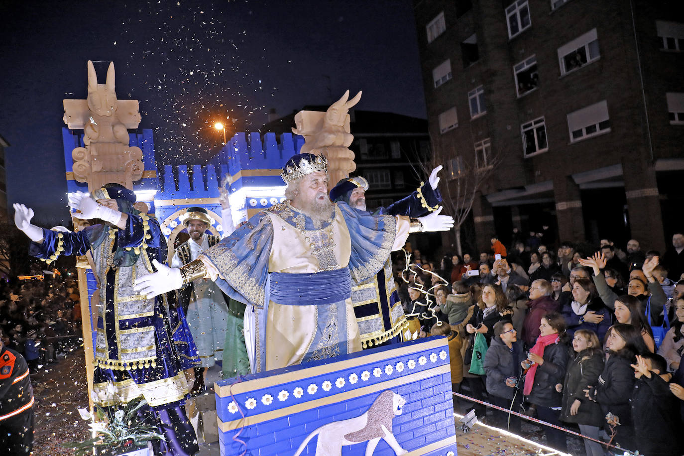 Fotos: Gijón se emociona con los Reyes Magos
