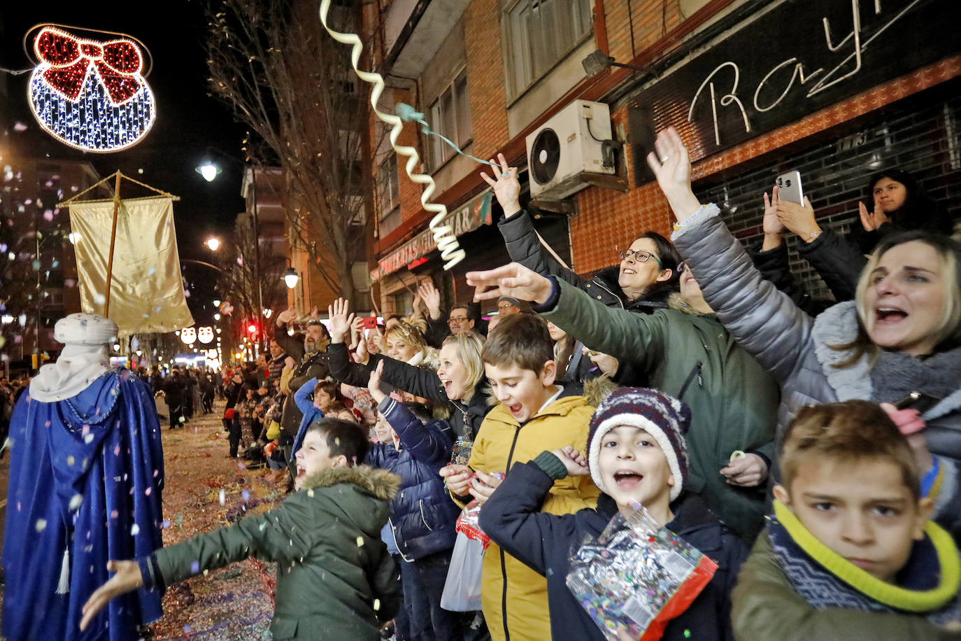 Fotos: Gijón se emociona con los Reyes Magos