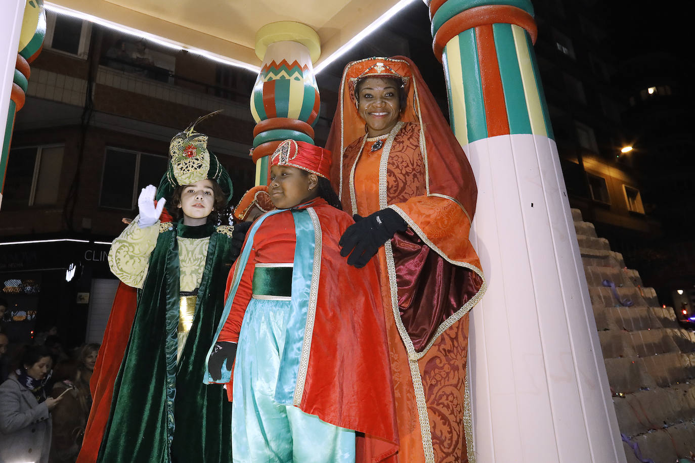 Fotos: Gijón se emociona con los Reyes Magos