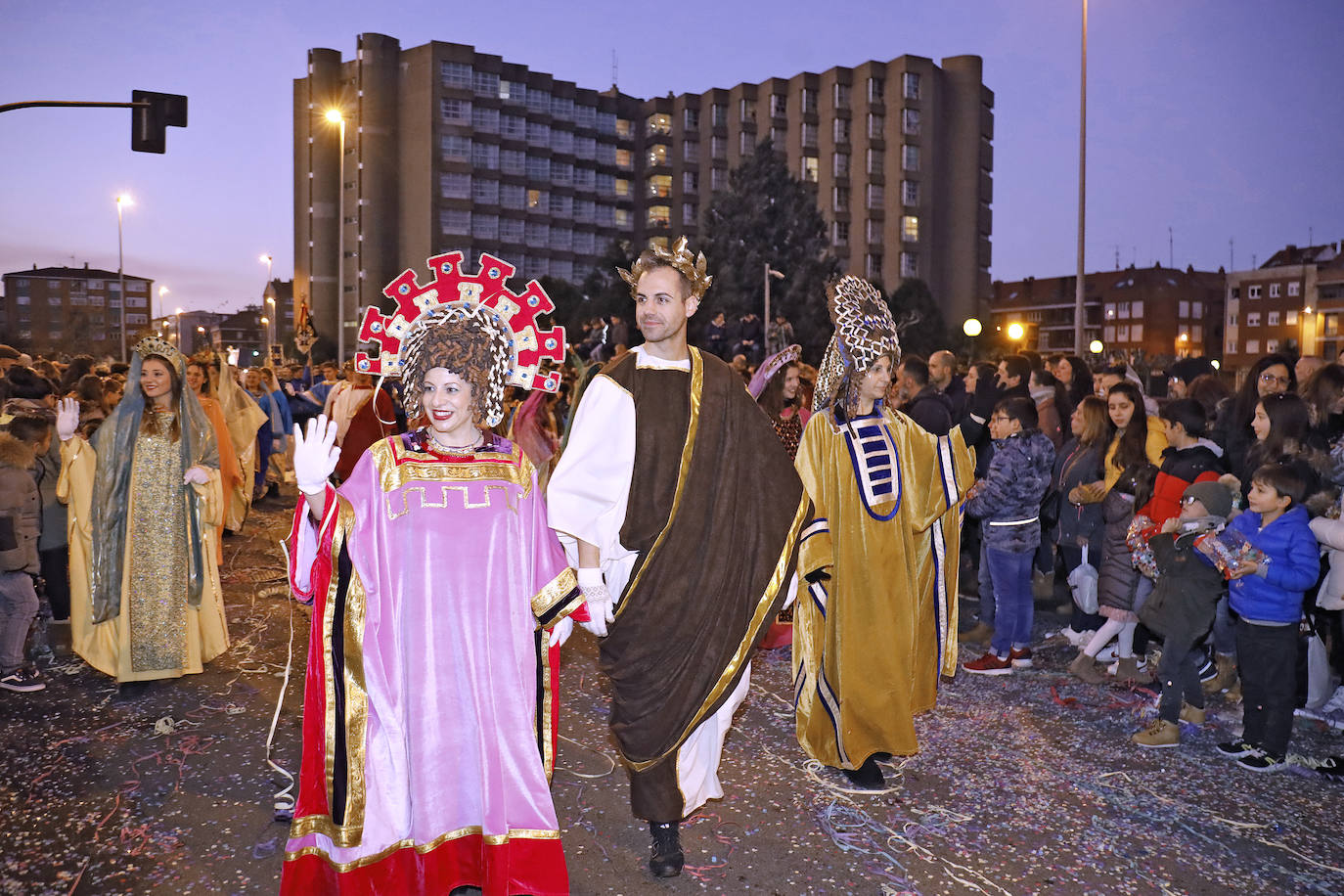 Fotos: Gijón se emociona con los Reyes Magos