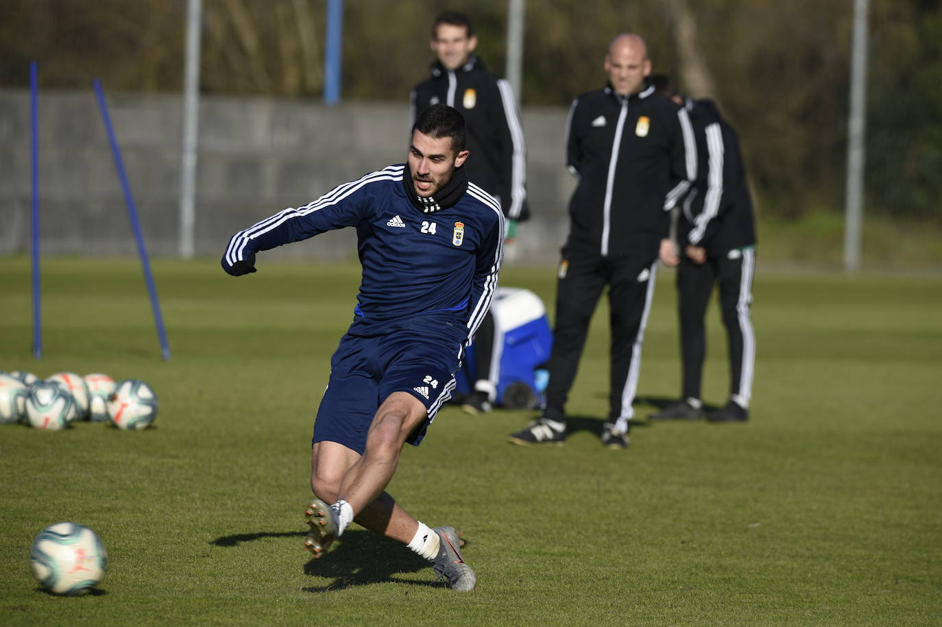 La incorporación del capitán Saúl Berjón ha sido la novedad de la sesión después de su ausencia durante cinco semanas por una operación de rodilla.