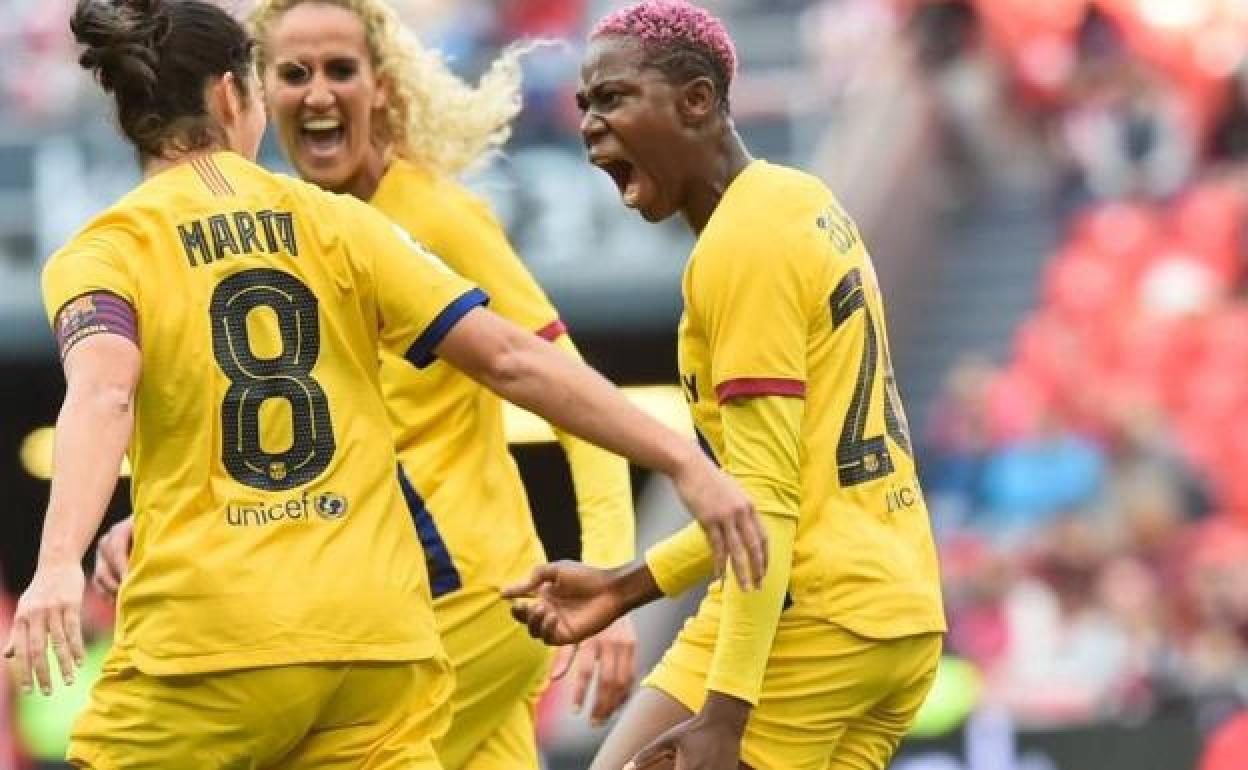 La nigeriana celebrando uno de los dos tantos que anotó el pasado domingo en San Mamés.