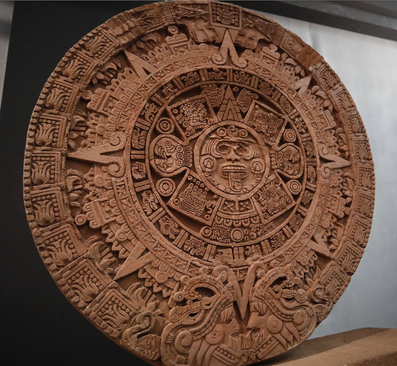 Por primera vez en Europa, llega al Recinto Ferial Luis Adaro la exposición ' Secretos Ancestrales', con maravillas de los mayas, incas y los aztecas