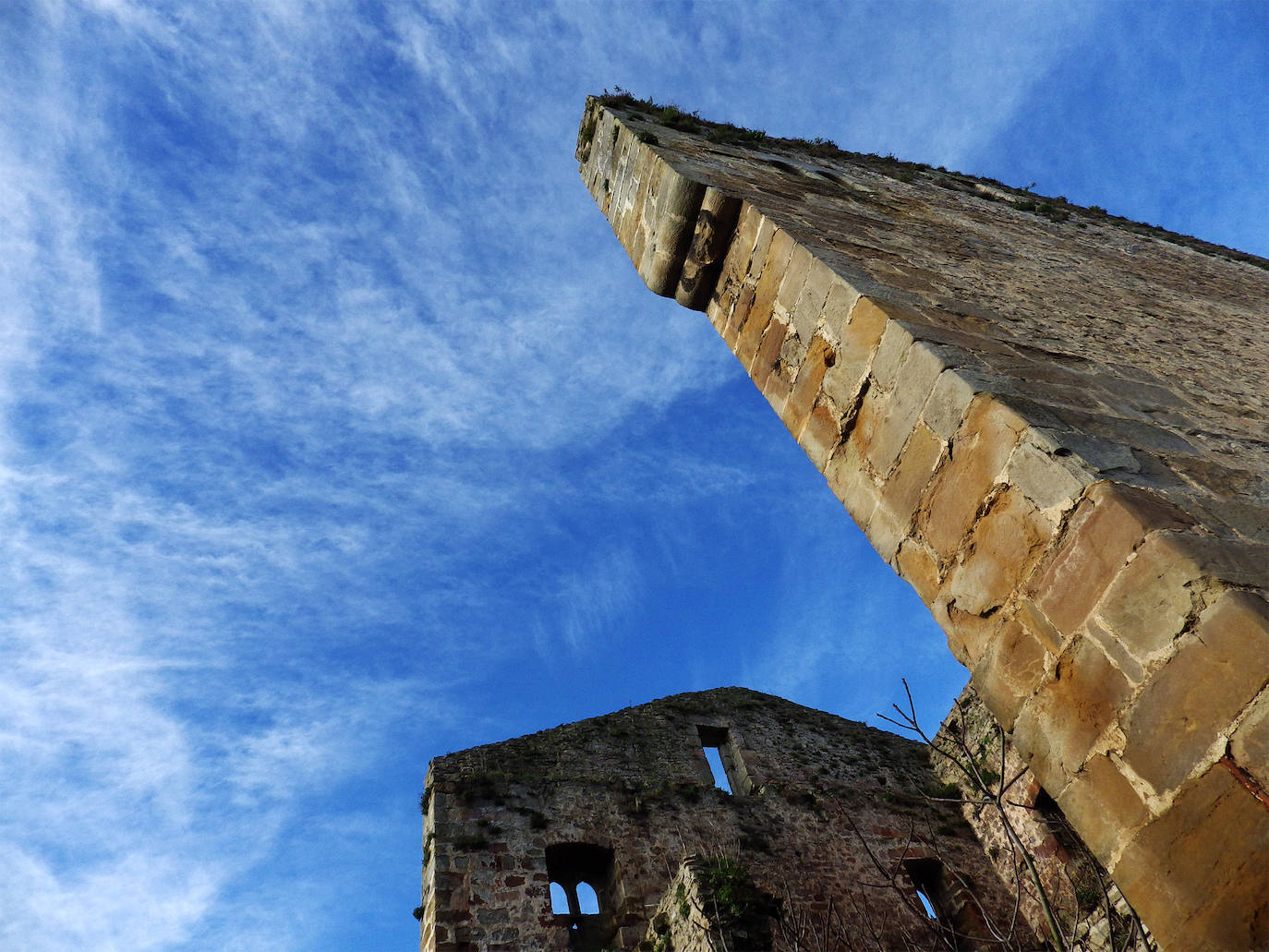 Imágenes reunidas en el concurso Arqueofoto realizado por los museos arqueológicos de Gijón con la colaboración de EL COMERCIO para difundir el patrimonio de la ciudad.