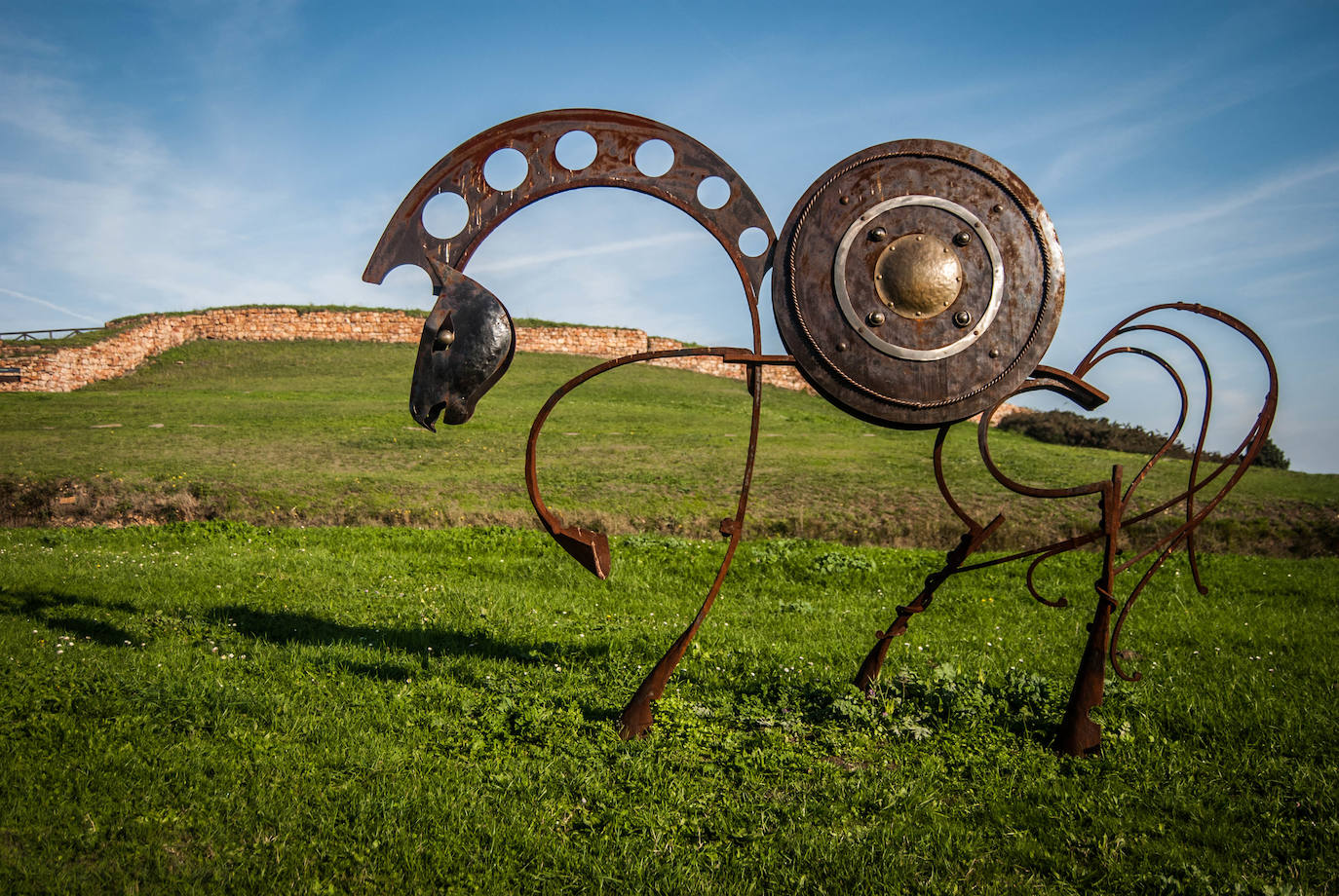 Imágenes reunidas en el concurso Arqueofoto realizado por los museos arqueológicos de Gijón con la colaboración de EL COMERCIO para difundir el patrimonio de la ciudad.