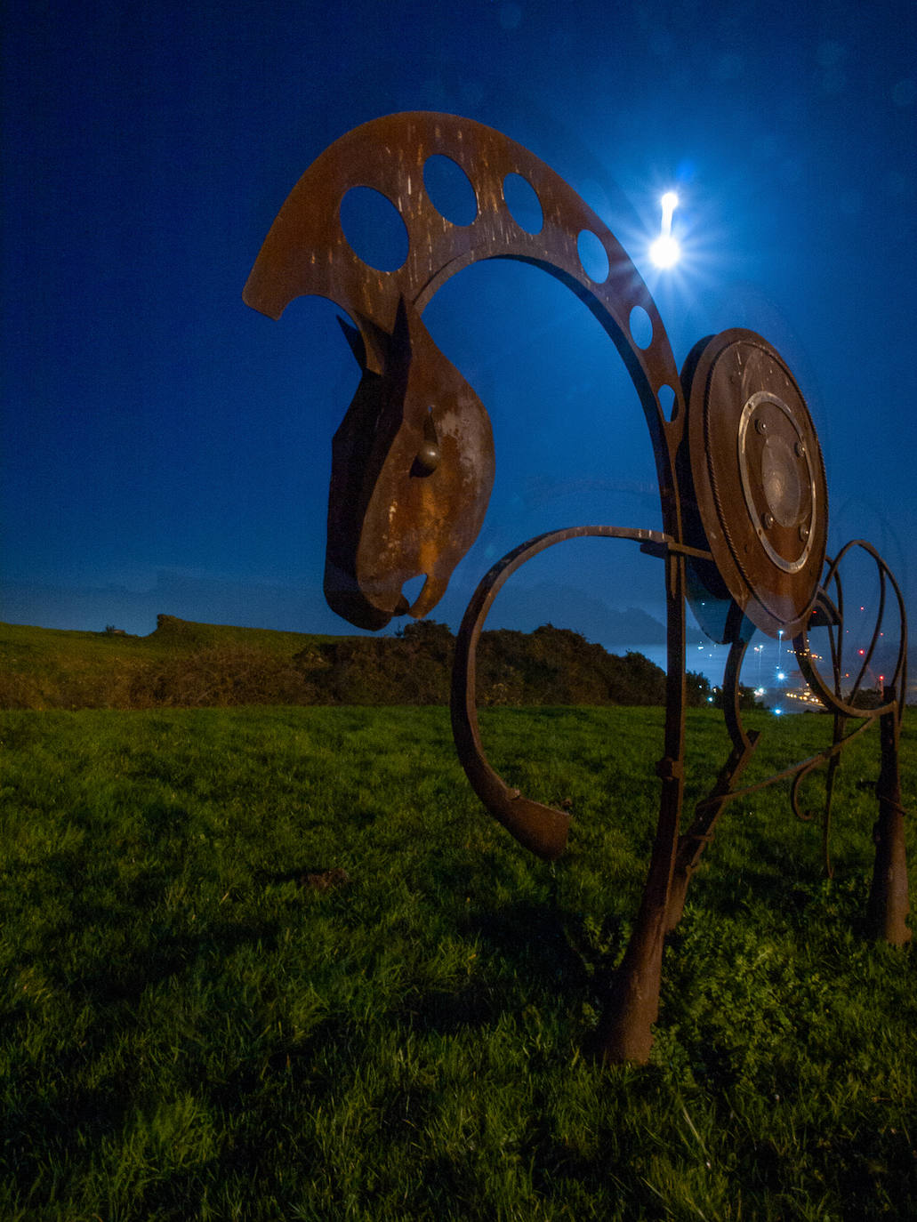 Imágenes reunidas en el concurso Arqueofoto realizado por los museos arqueológicos de Gijón con la colaboración de EL COMERCIO para difundir el patrimonio de la ciudad.