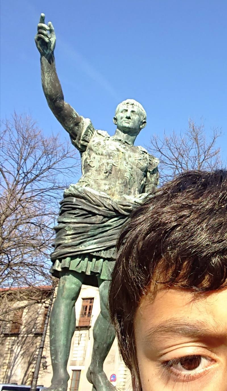 Imágenes reunidas en el concurso Arqueofoto realizado por los museos arqueológicos de Gijón con la colaboración de EL COMERCIO para difundir el patrimonio de la ciudad.