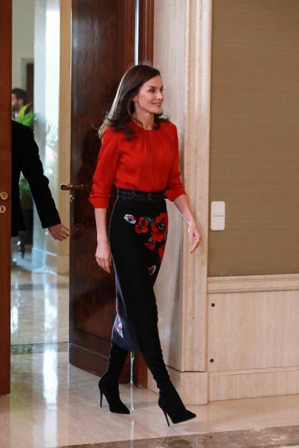 Fotos: El estilismo con el que Letizia se adelanta a la primavera