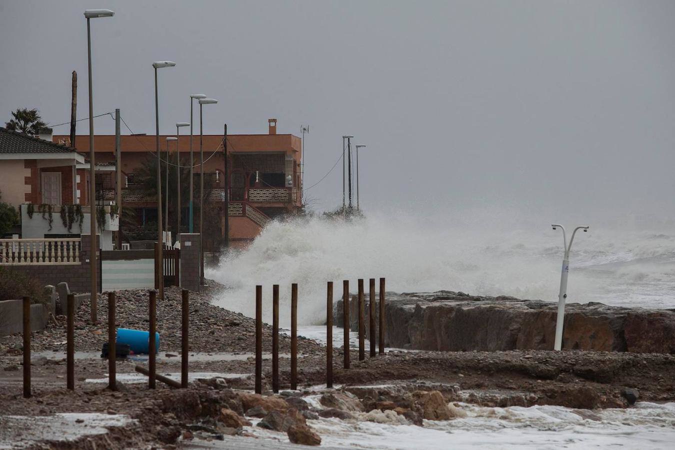 El mediterráneo sufre el envite de 'Gloria', la borrasca que ha marcado récords con olas de más de 10 metros.