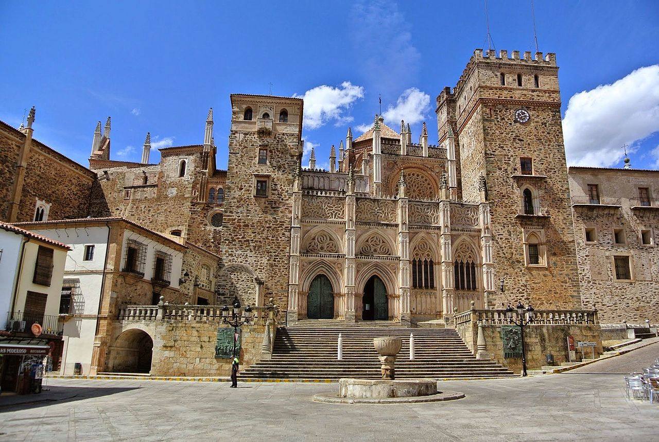 Turismo de escapada | Guadalupe (Cáceres)