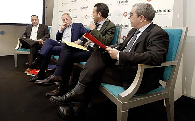 Imagen. Debate sobre el futuro de la movilidad en las ciudades asturianas 