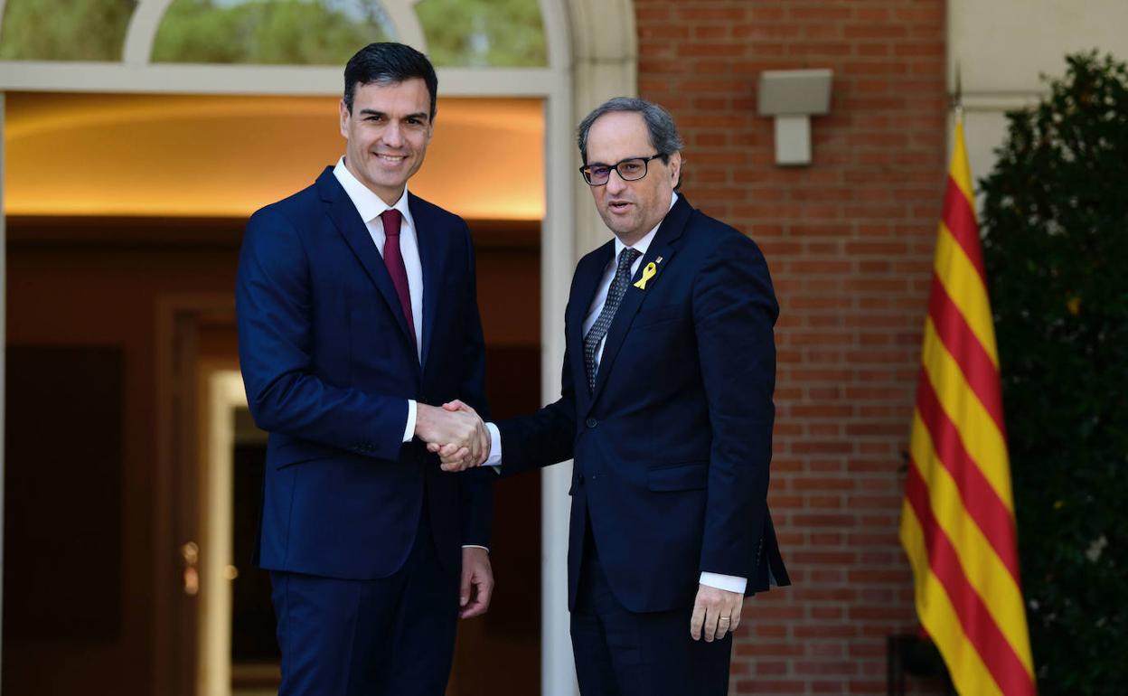 Pedro Sánchez y Quim Torra, en una reunión en La Moncloa en 2018. 