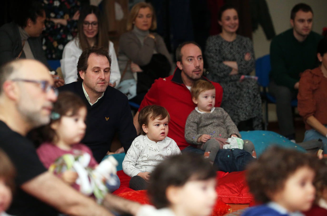 El coliseo ovetense abre sus puertas a niños de entre dos y tres años para que puedan disfrutar y participar de una ópera como colofón a un proyecto piloto desarrollado por la Universidad de Oviedo durante los últimos meses. 