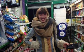 «No sabemos nada. No saben nada ni ellos mismos. Justo cuando empezábamos a ser &#039;hermanos&#039;, nos dan con la puerta en las narices»