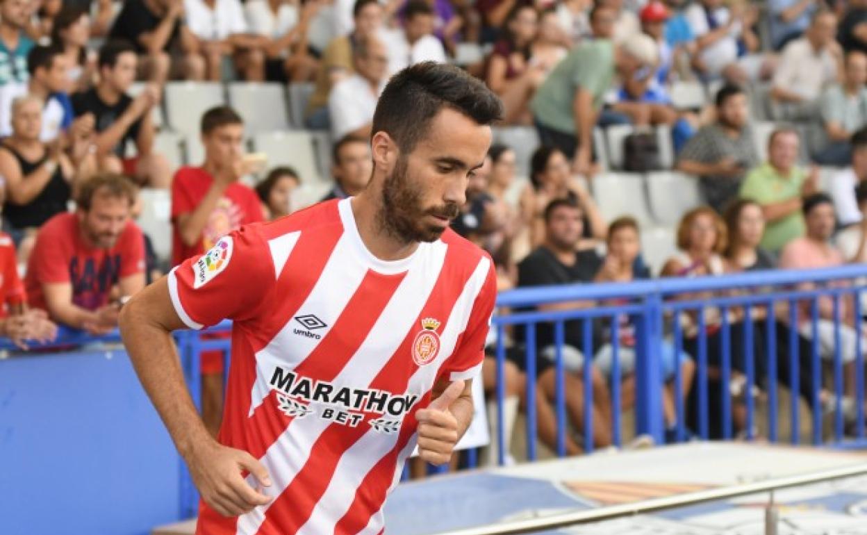 Sebas Coris, opción para la banda del Real Oviedo