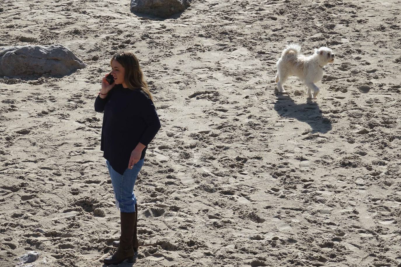 Un anticiclón sobre el norte de África es el responsable de este 'veranillo' que durará hasta el martes, según confirma la Aemet