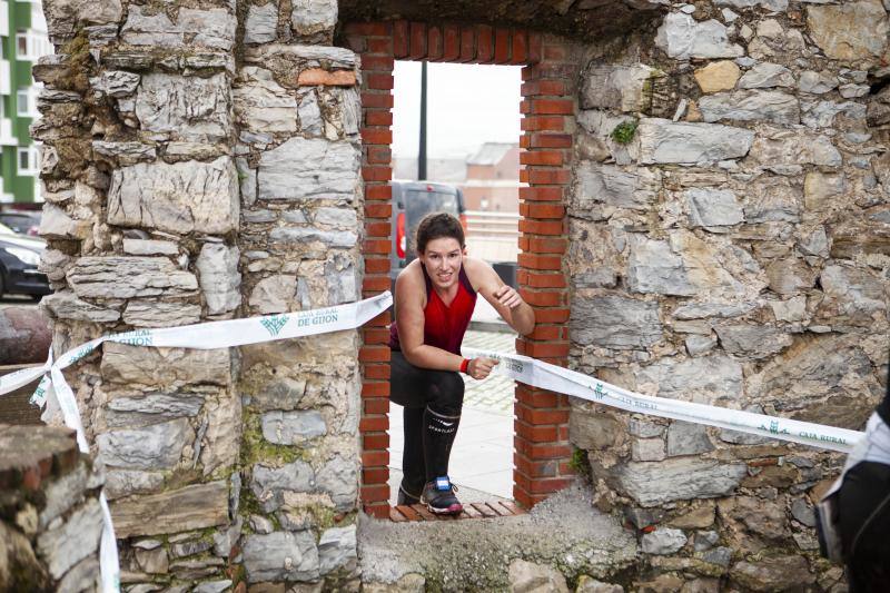El entorno de Cimadevilla y el Puerto deportivo de Gijón acogieron este sábado la celebración de la Urban Race Gijón.