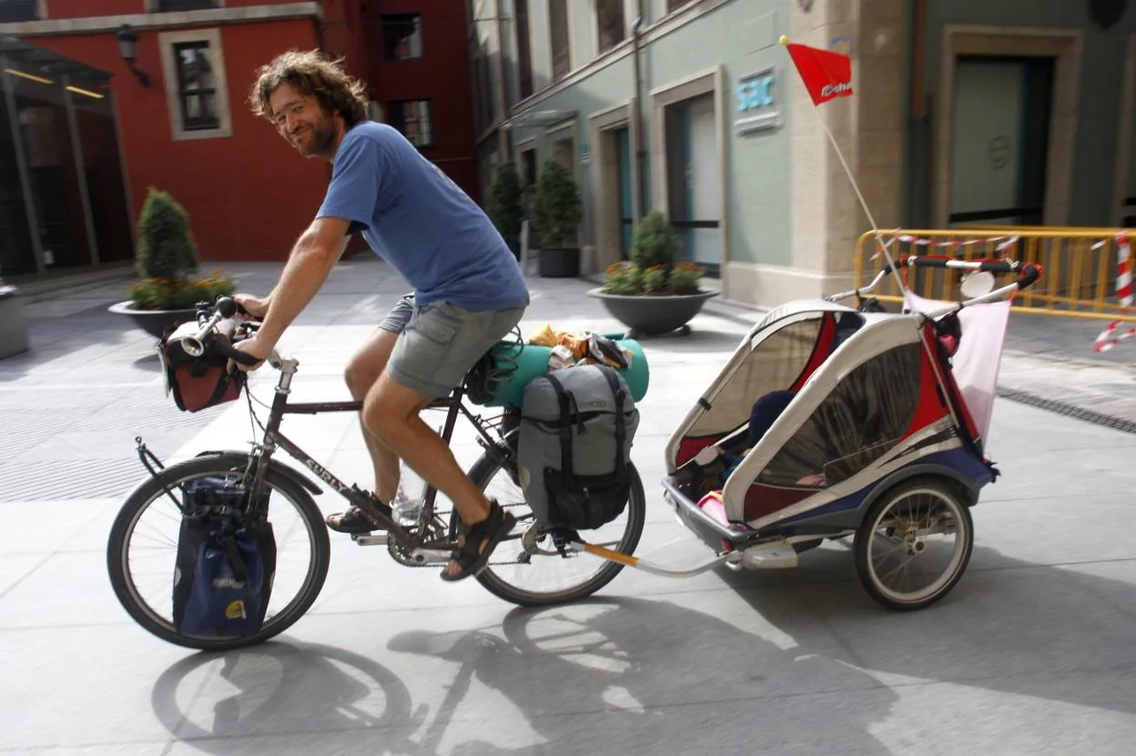 Saltar tema Islas Faroe La nueva ordenanza permitirá a las bicicletas llevar remolques con personas  y mascotas | El Comercio: Diario de Asturias