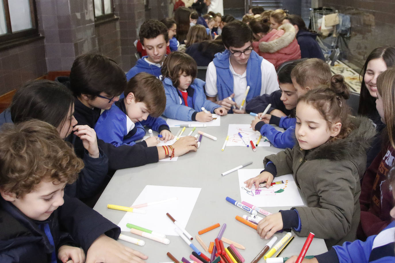 El colegio gijonés celebra el Día del Bocata con múltiples actividades.