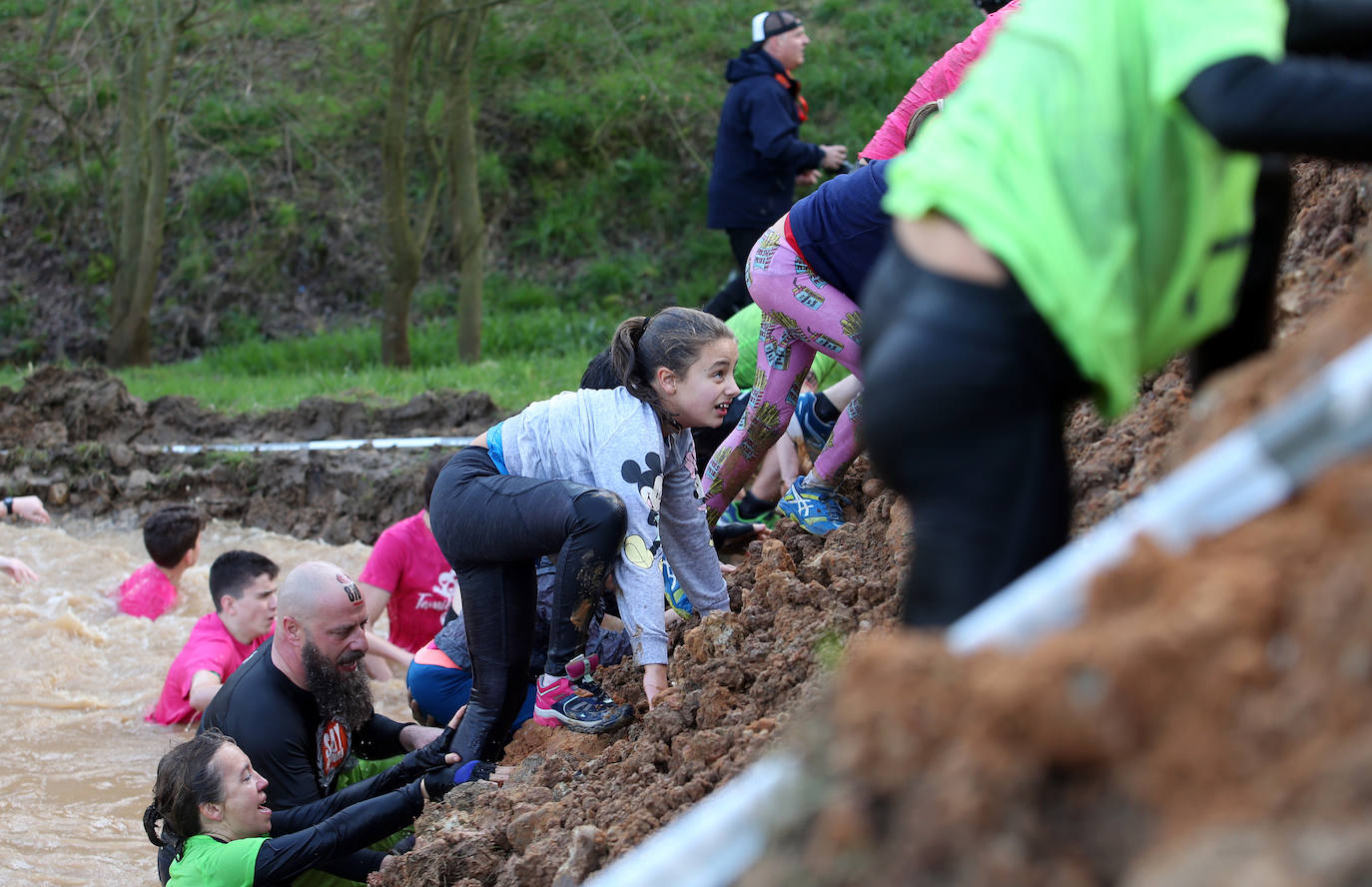 La carrera de Jóvenes Farinatos, reservada para corredores de 13 a 17 años y que cubrieron una distancia de tres kilómetros, dieron protagonismo a las familias. La prueba reina será este domingo.