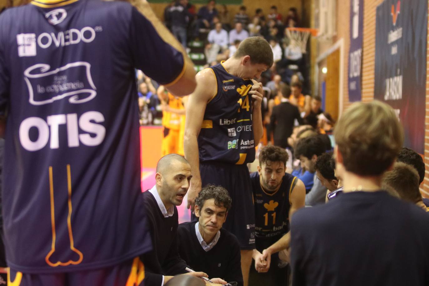 Fotos: Liberbank Oviedo 65-72 Força Lleida, en imágenes