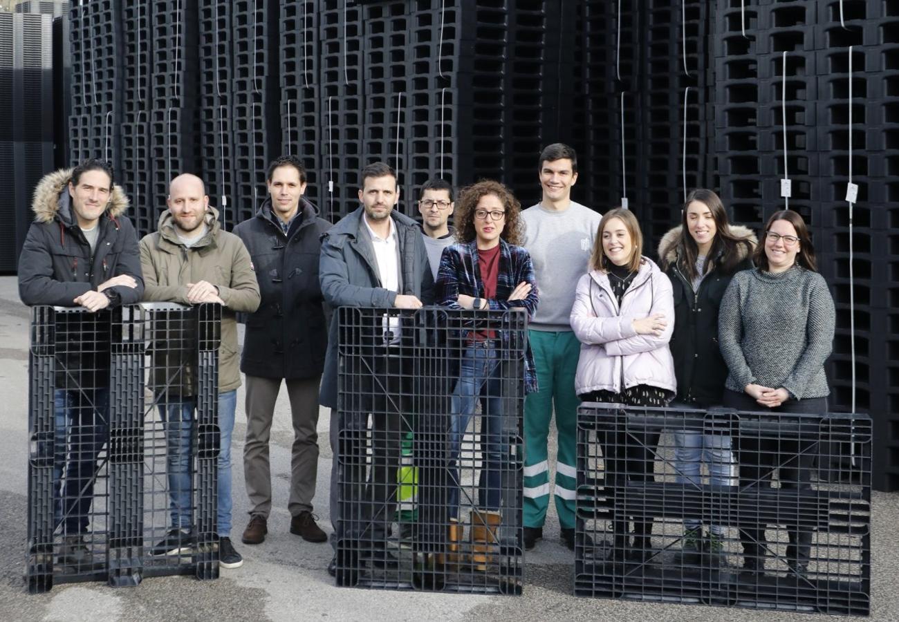 De izquierda a derecha, Pablo Jonte, Carlos González, Maximino Menéndez, Rubén García, David Pedraza, Covadonga Ajuria, Ricardo García, María Pando, Alicia Álvarez, y Lucía Rodríguez. 
