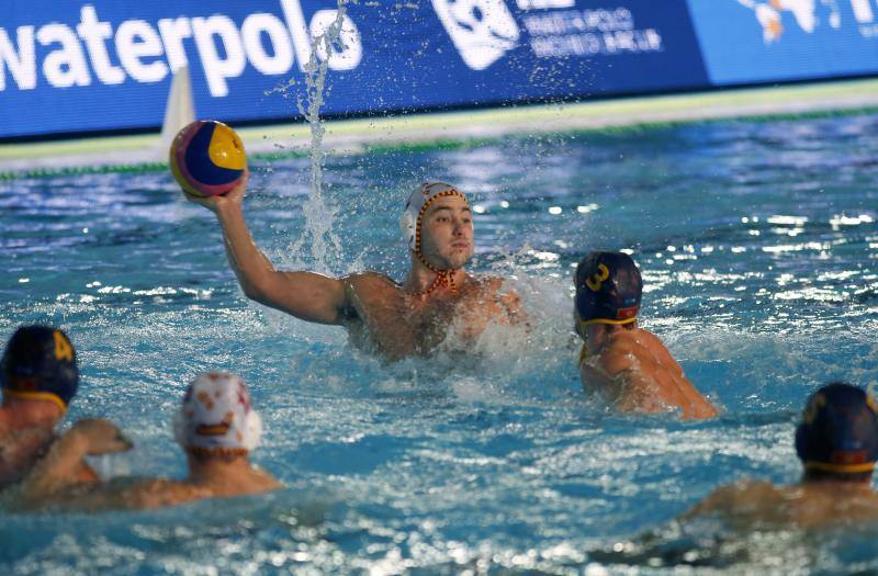 El duelo de la Liga Mundial de Waterpolo que enfrentó a España y a Montenegro, subcampeón y bronce del Europeo respectivamente, acabó con una abultada victoria para los montenegrinos (6-11)