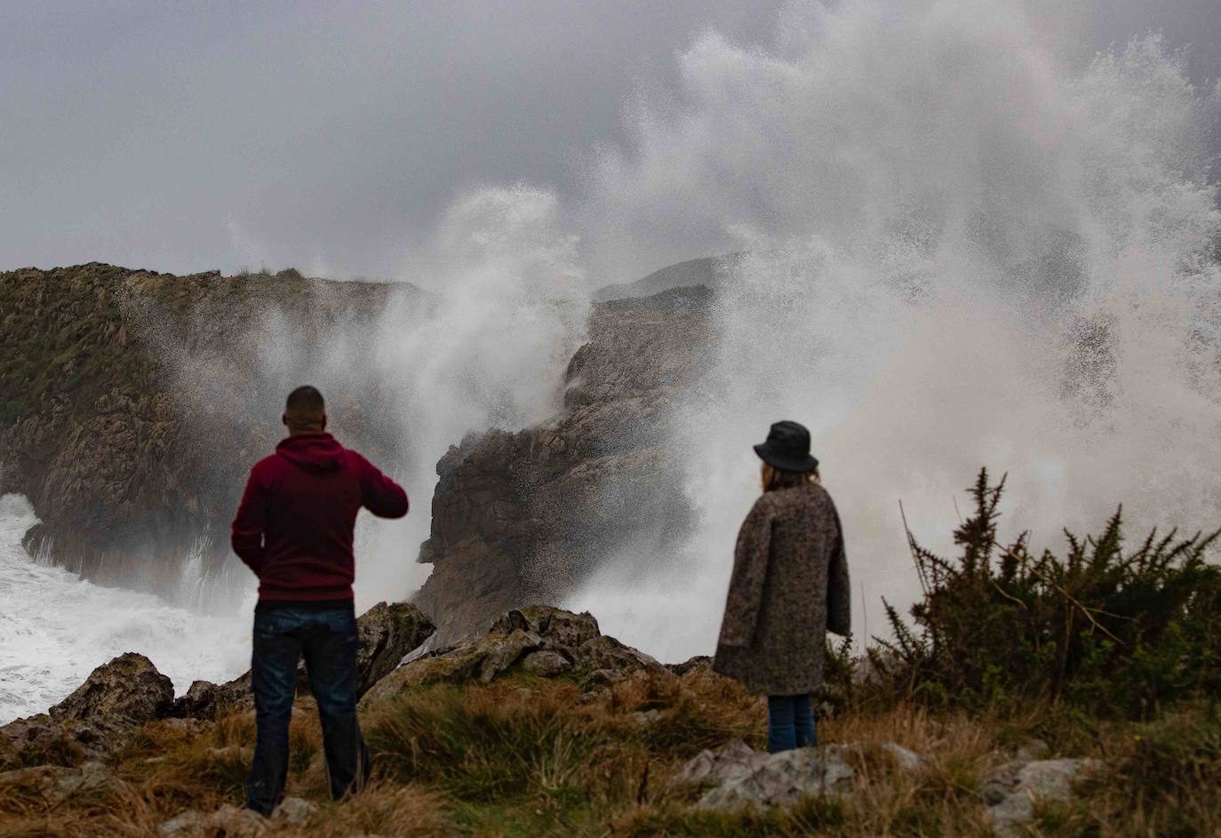 Fotos: Las imágenes que deja el fuerte oleaje en Asturias