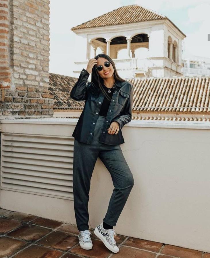 Fotos: 20 looks que son mejores con zapatillas deportivas