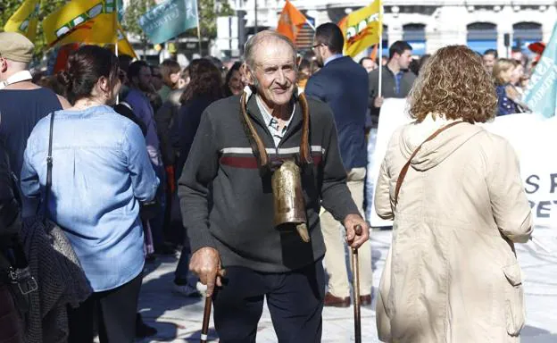Imagen. El sector agrario de Asturias protesta en Oviedo contra la precariedad. 