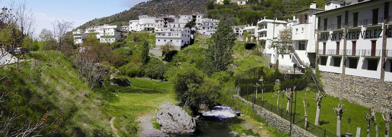 TRÉVELEZ (Granada)