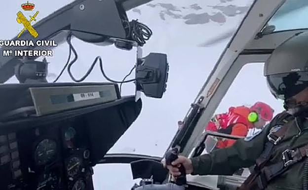 Así fue el rescate del montañero vasco fallecido en los Picos tras caer 300 metros