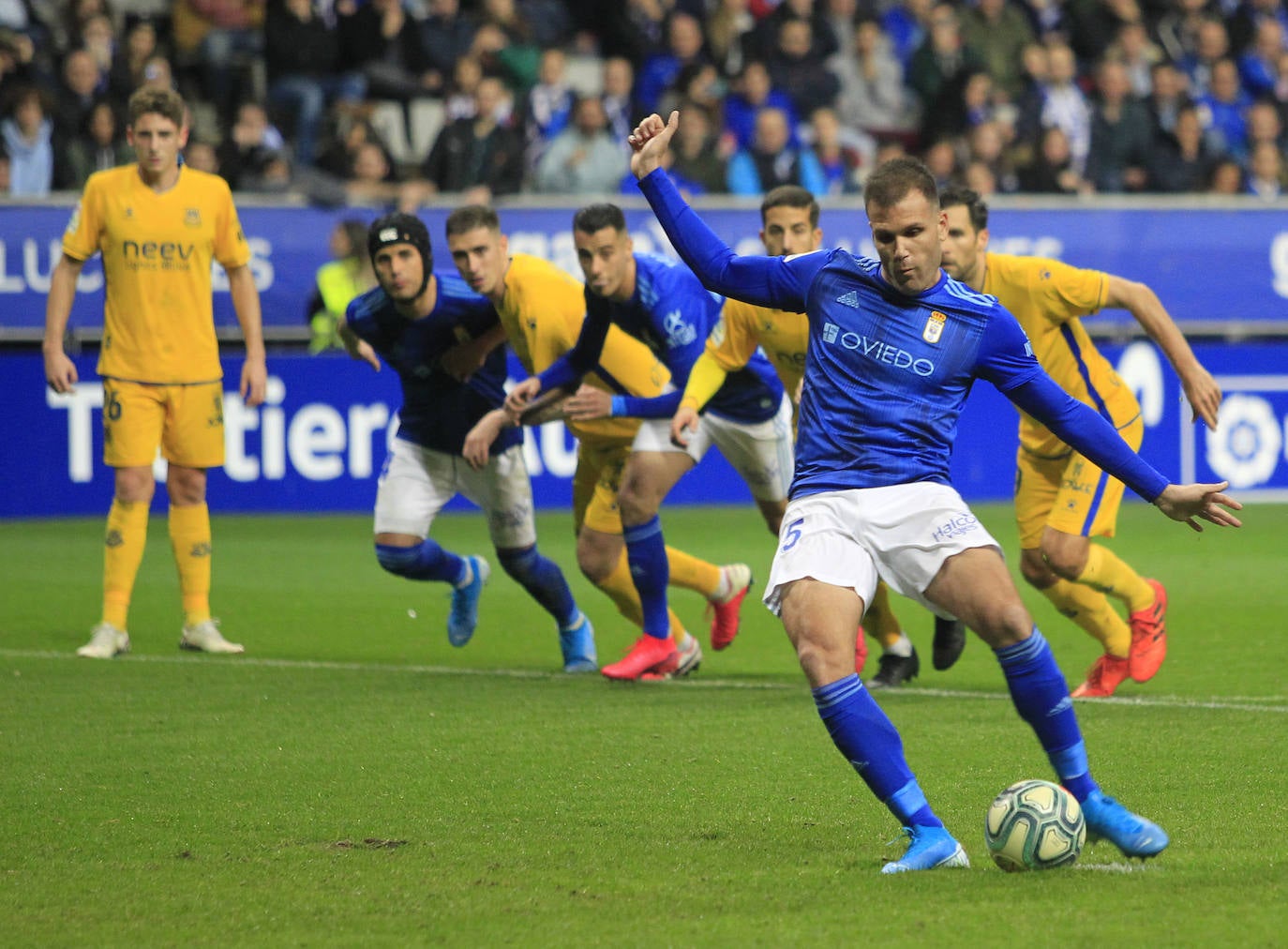 Fotos: Las imágenes del Real Oviedo 1 - 2 Alcorcón