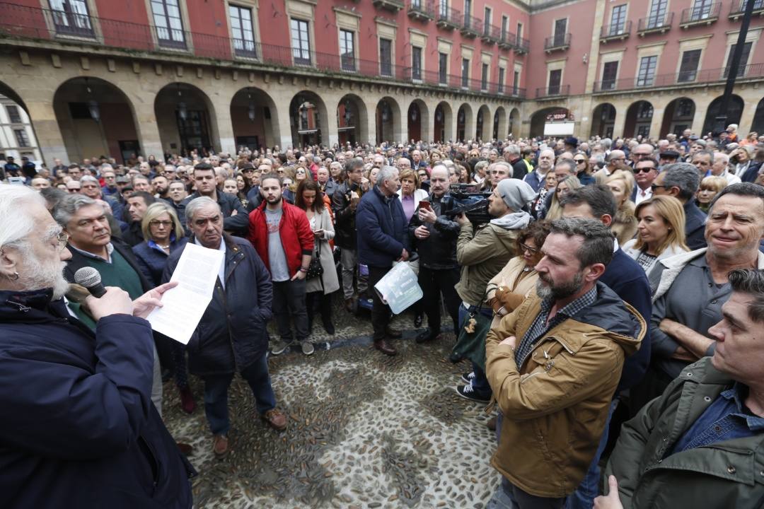 Cientos de personas participaron en la concentración a favor de su declaración como Patrimonio Mundial