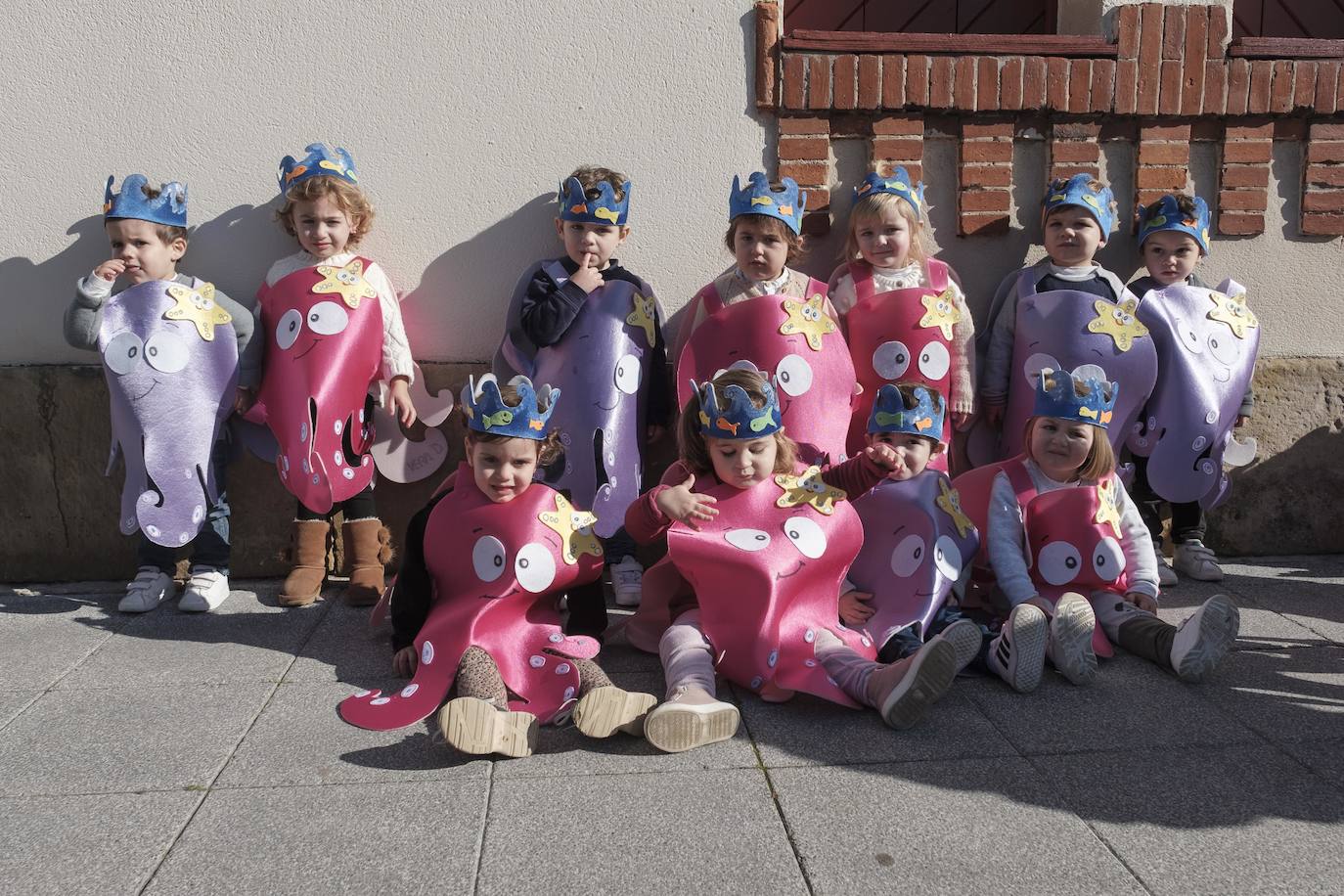 Algunos como los centros de infantil de San Eutiquio, El Bibio, Gloria Fuertes o Jovellanos hicieron que los más pequeños disfrutaran de una jornada especial