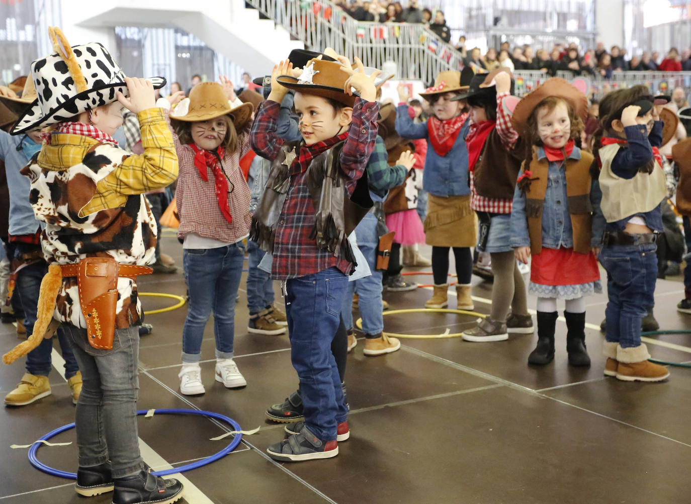 Algunos como los centros de infantil de San Eutiquio, El Bibio, Gloria Fuertes o Jovellanos hicieron que los más pequeños disfrutaran de una jornada especial